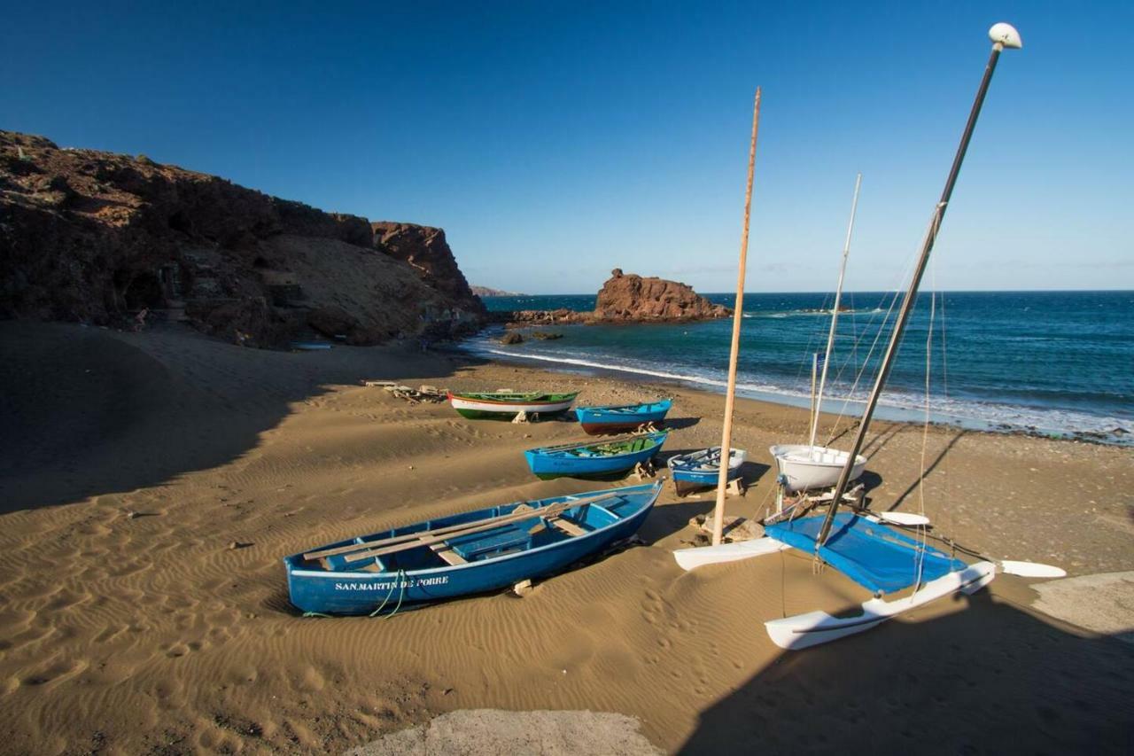 Burero Beach Stay - Comfy - Near Airport & Beaches El Burrero Eksteriør billede