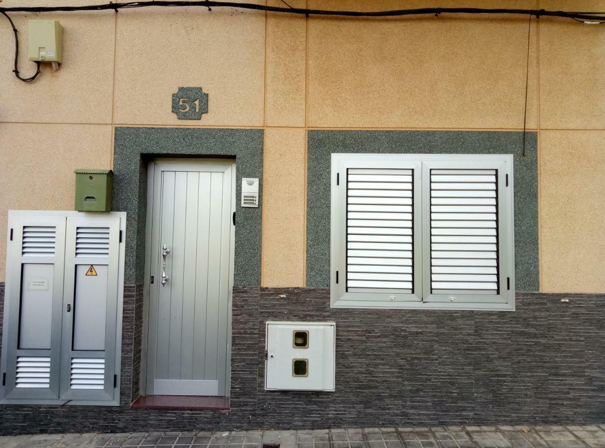 Burero Beach Stay - Comfy - Near Airport & Beaches El Burrero Eksteriør billede